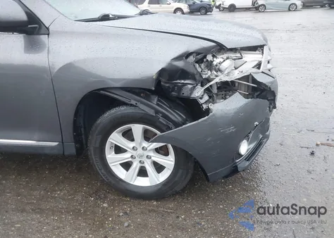 2013 Toyota Highlander Se V6 from USA, damaged, VIN 5TDZK3EH4DS125278